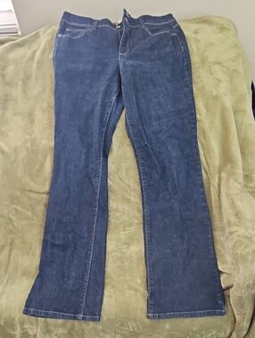 Women's Dark Blue Jeans